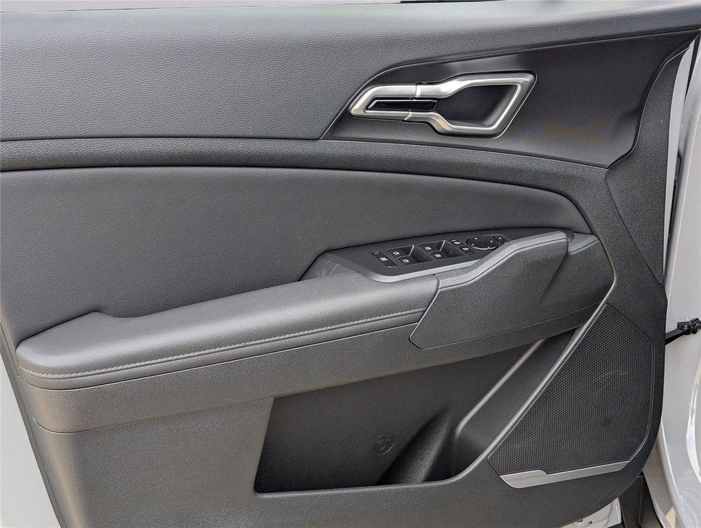 new 2026 Kia Sportage car, priced at $33,955