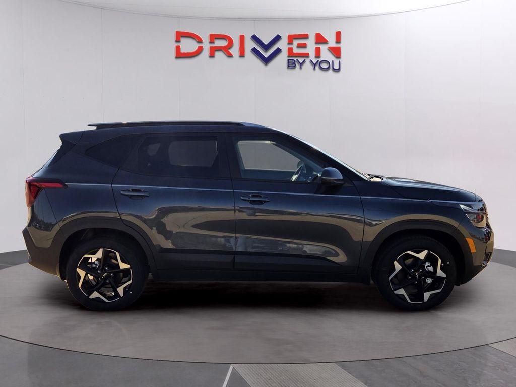 new 2026 Kia Seltos car, priced at $26,372