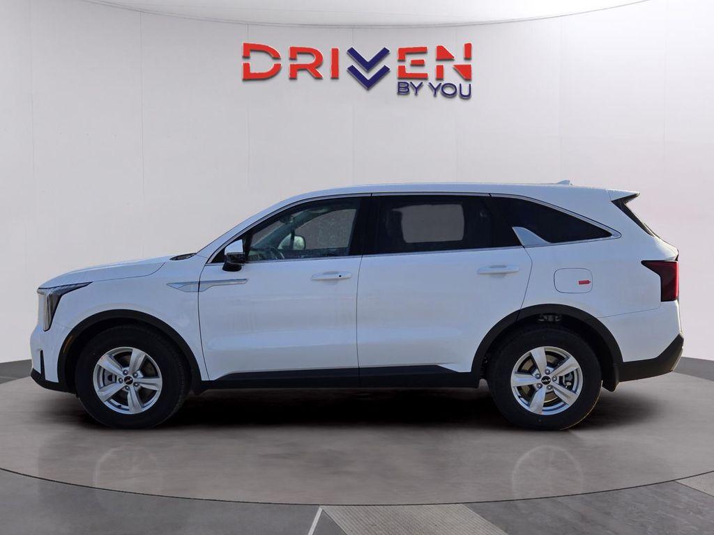 new 2026 Kia Sorento car, priced at $34,655