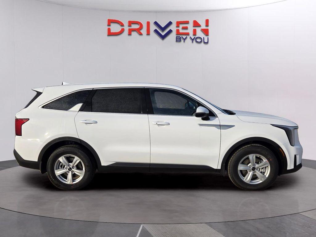 new 2026 Kia Sorento car, priced at $34,655
