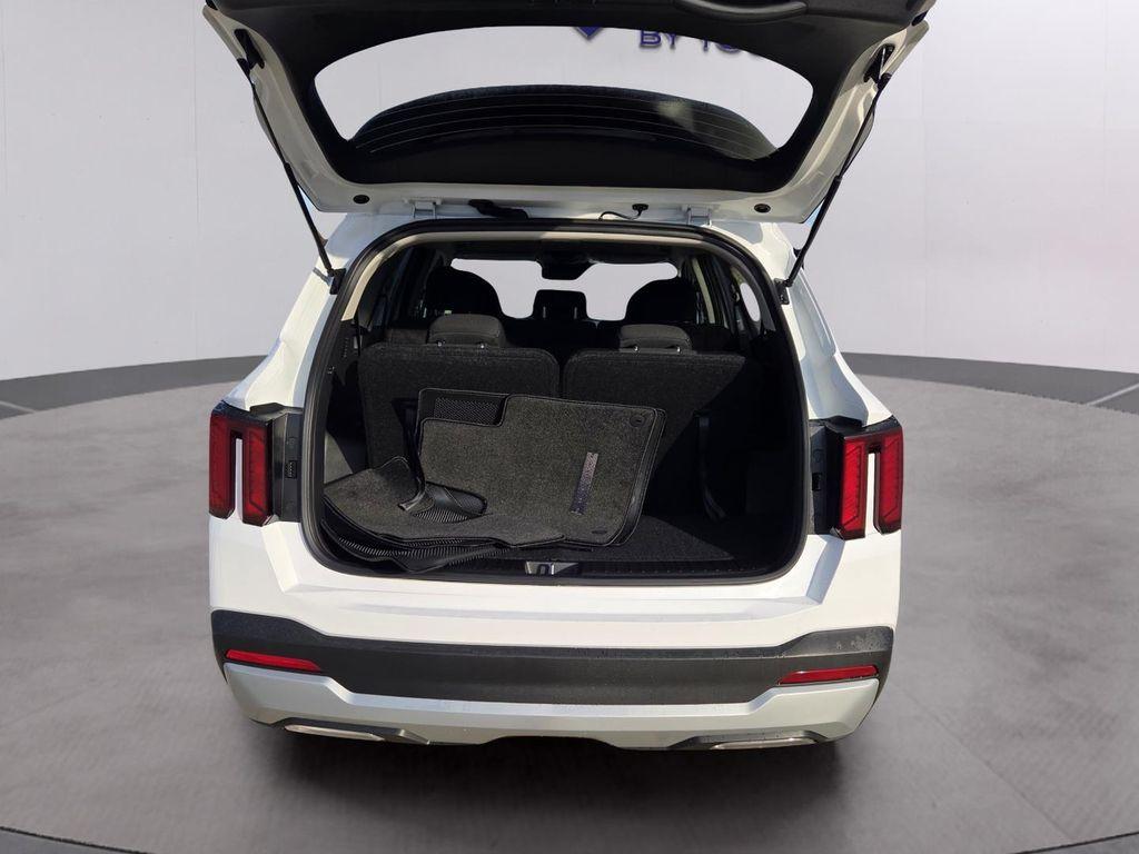 new 2026 Kia Sorento car, priced at $34,655