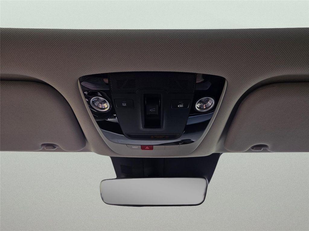 new 2025 Kia Sorento car, priced at $39,906