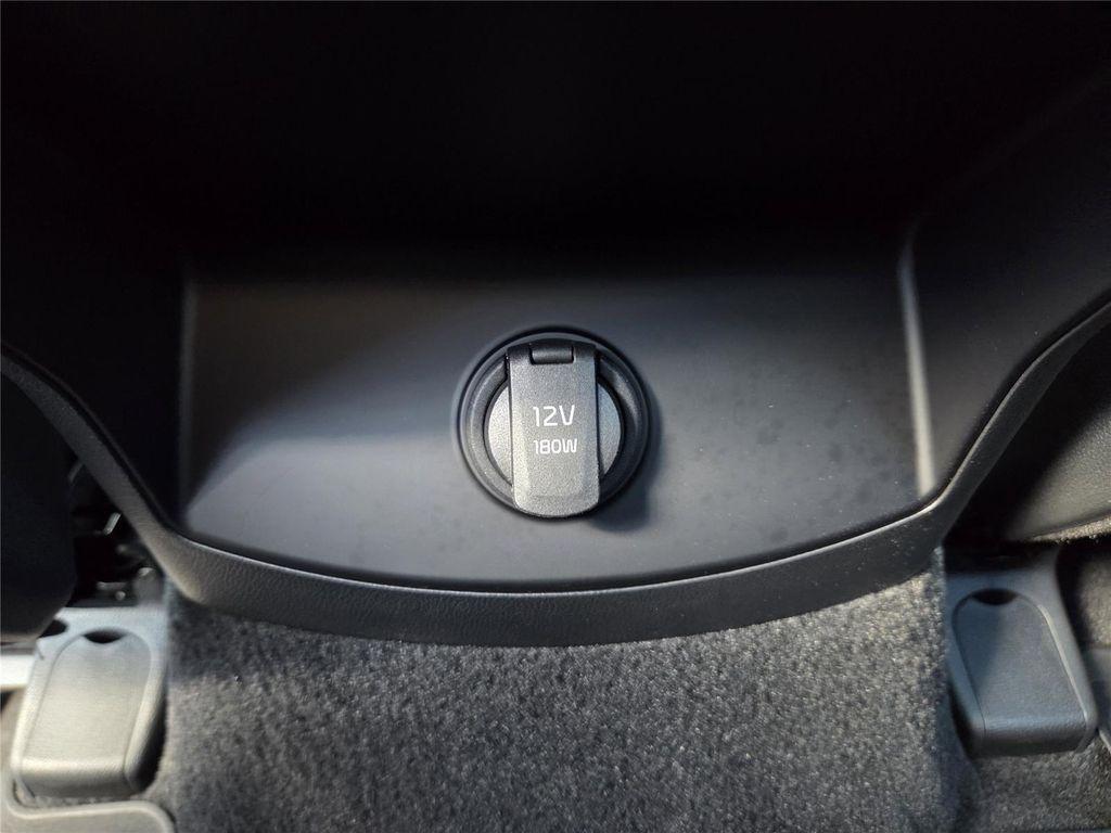 new 2025 Kia Sorento car, priced at $39,906