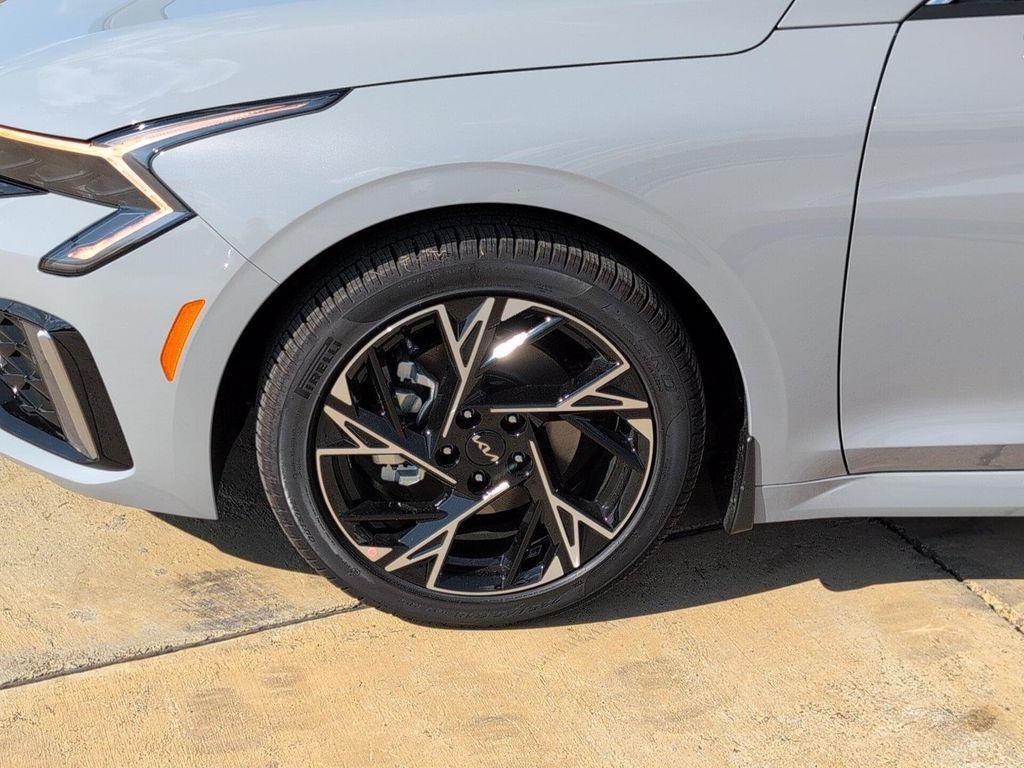 new 2026 Kia K5 car, priced at $30,079