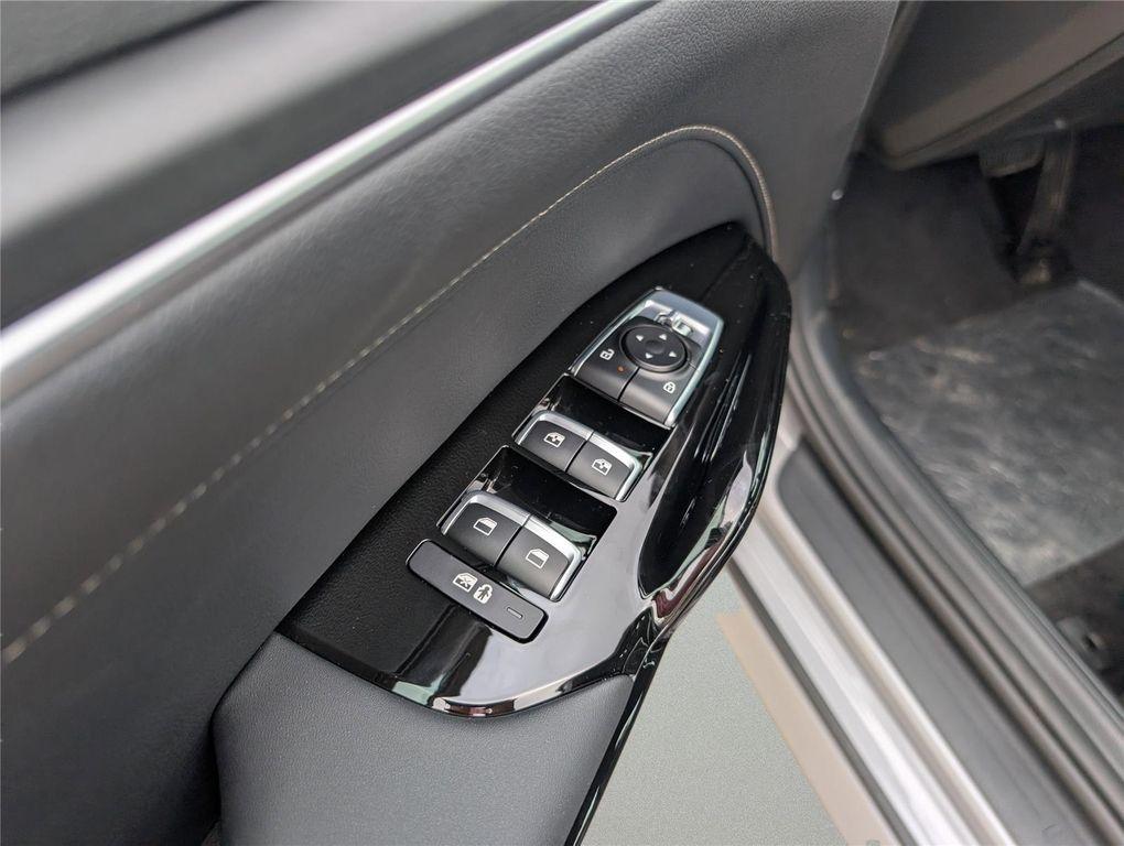 new 2026 Kia K5 car, priced at $32,020