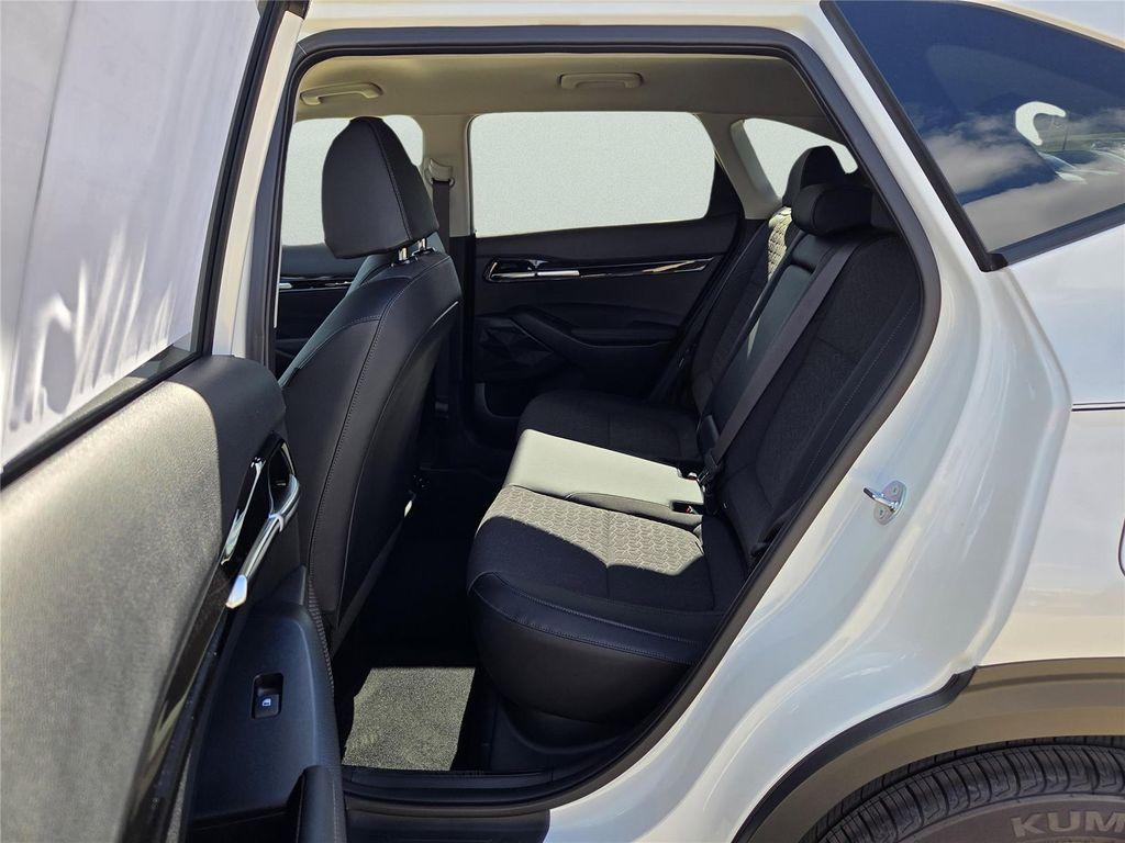 new 2026 Kia Seltos car, priced at $26,552