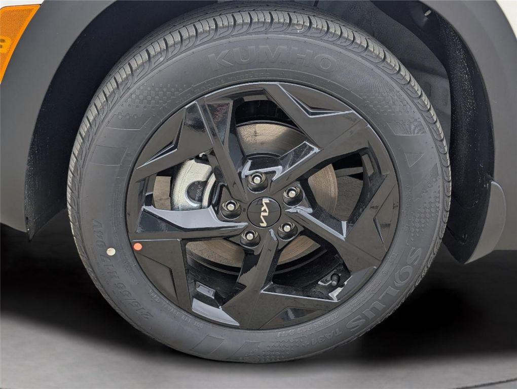 new 2026 Kia Seltos car, priced at $29,385
