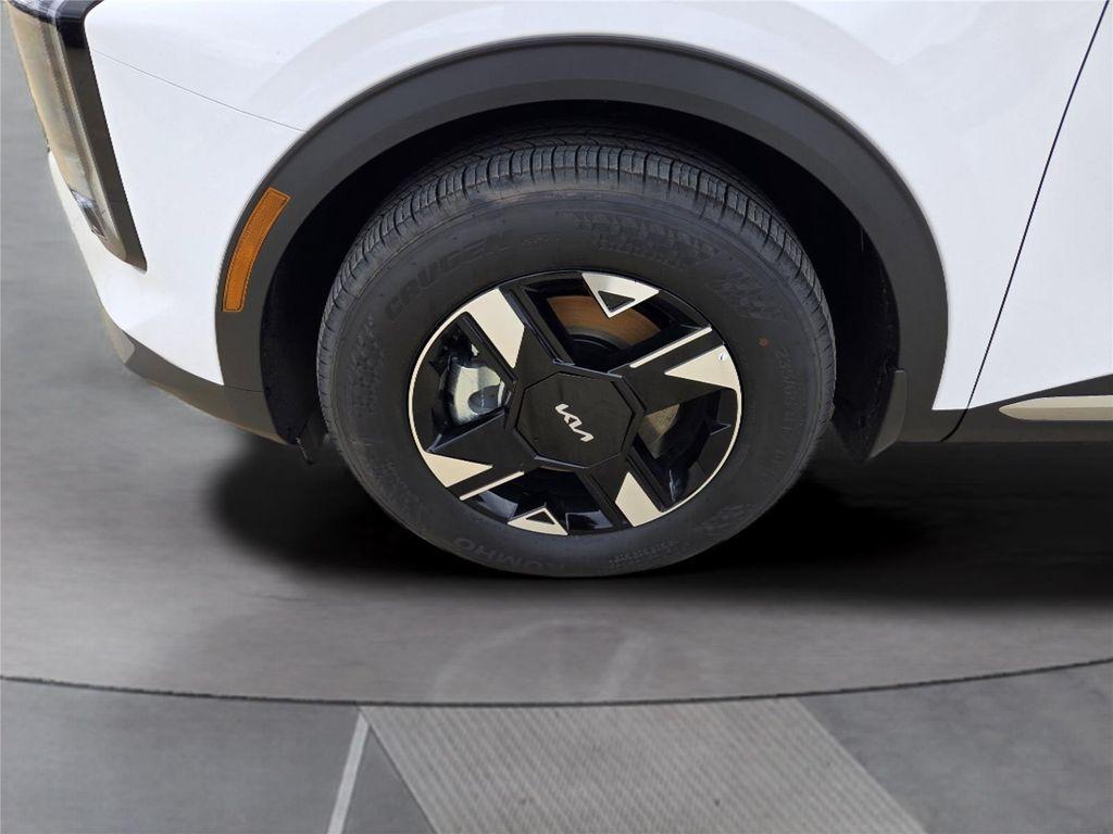 new 2026 Kia Sportage car, priced at $30,391