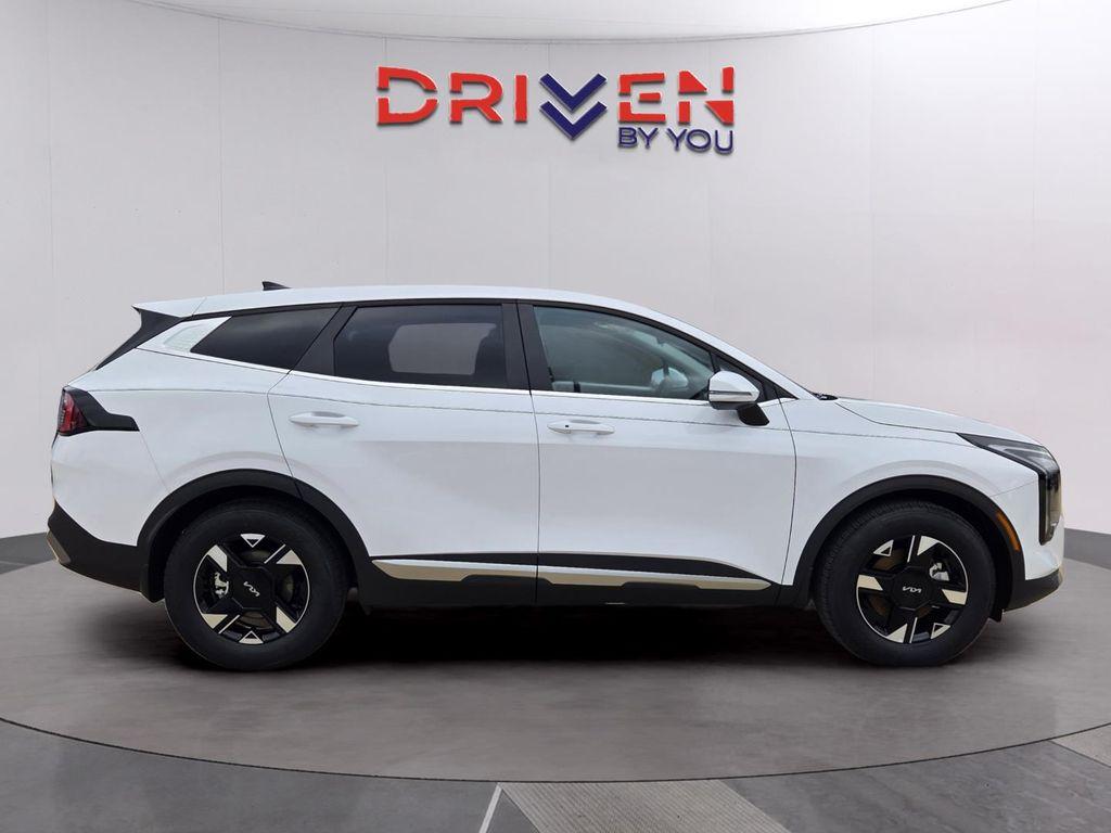 new 2026 Kia Sportage car, priced at $30,391