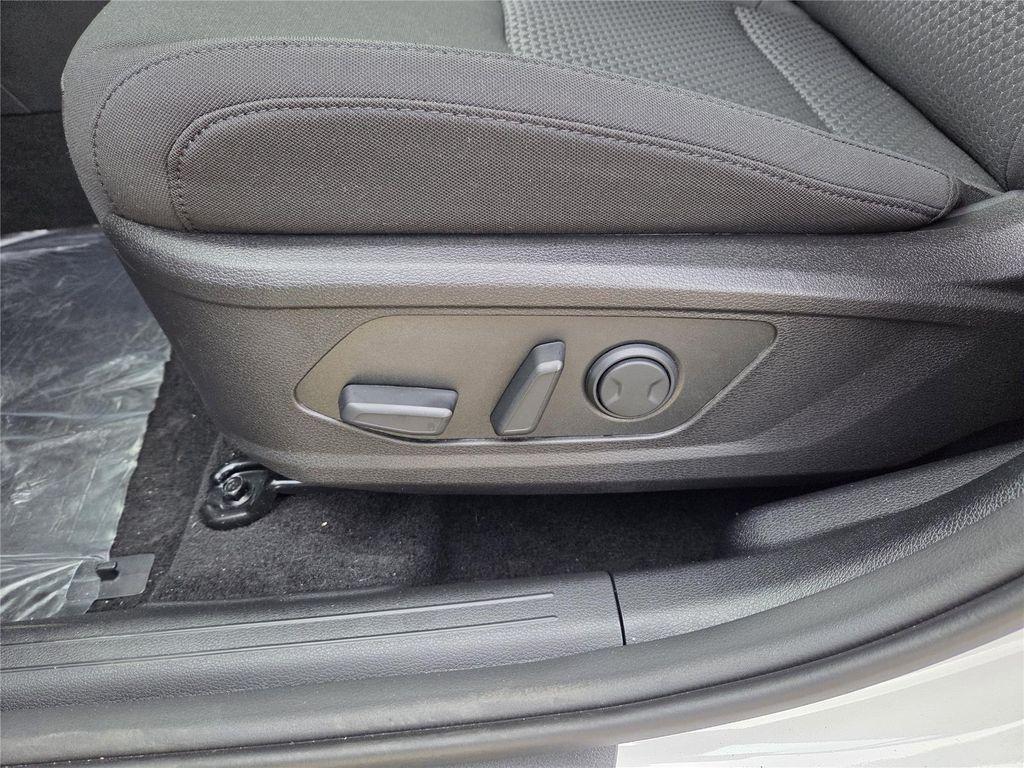 new 2026 Kia Sportage car, priced at $30,391