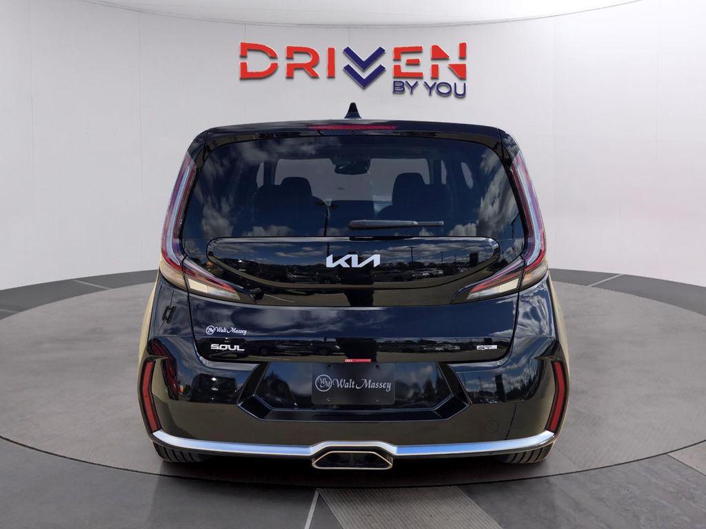 new 2025 Kia Soul car, priced at $27,405