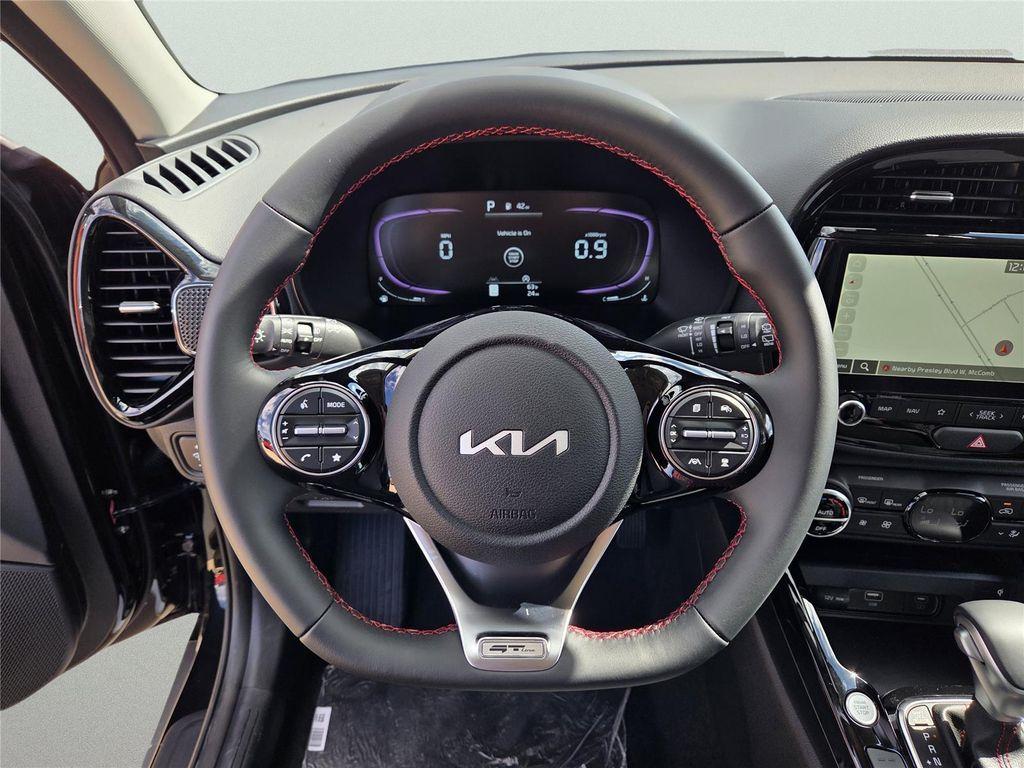 new 2025 Kia Soul car, priced at $27,405