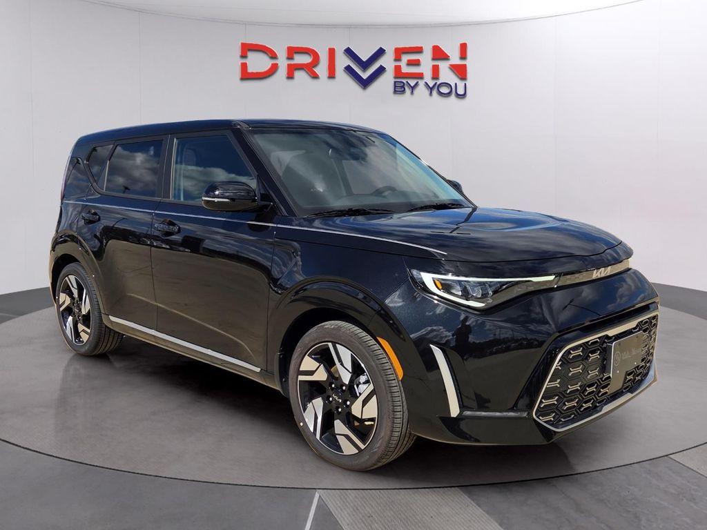 new 2025 Kia Soul car, priced at $27,405