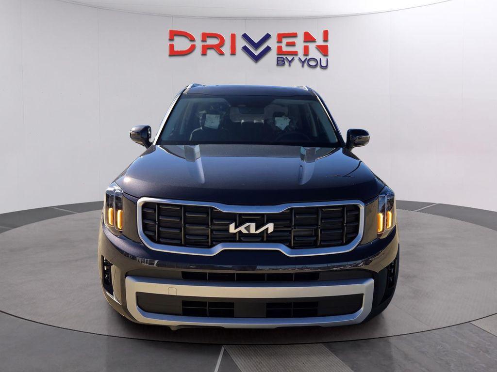 new 2025 Kia Telluride car, priced at $37,838