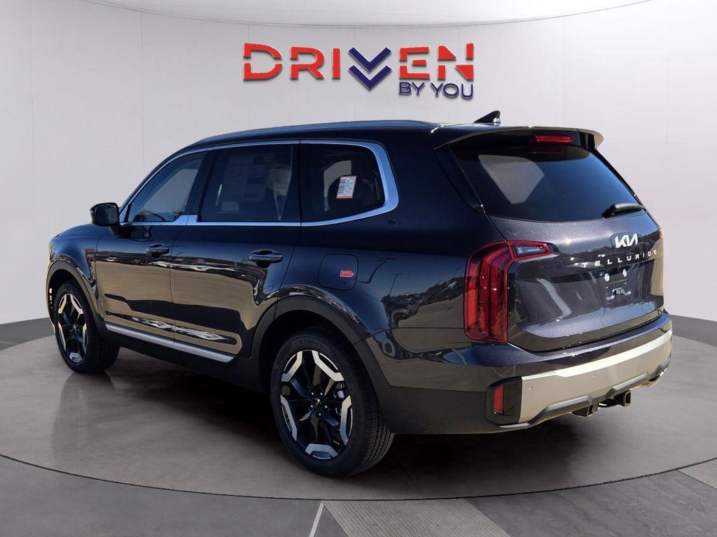 new 2025 Kia Telluride car, priced at $37,838