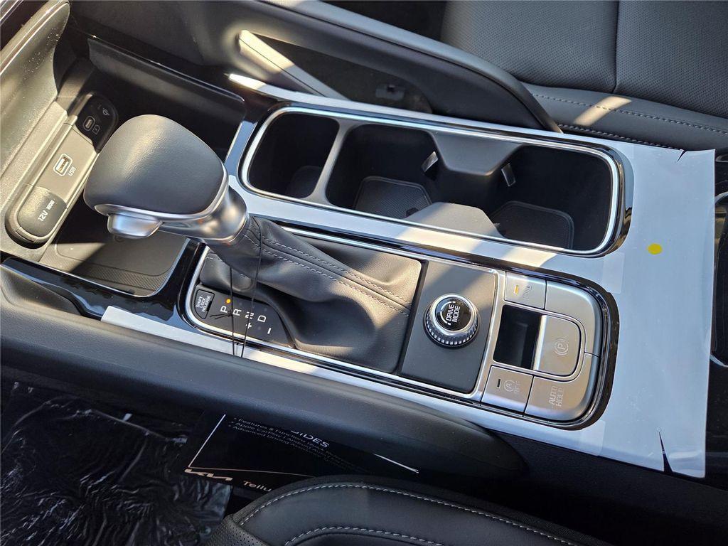 new 2025 Kia Telluride car, priced at $37,838