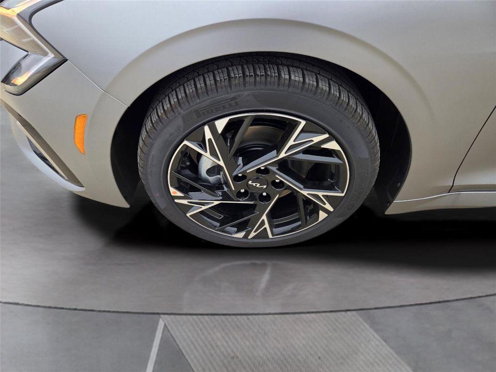 new 2026 Kia K5 car, priced at $32,285