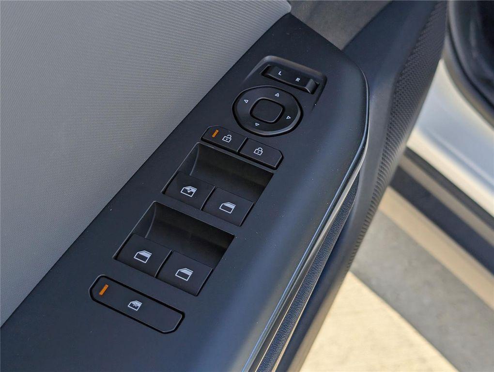 new 2025 Kia K4 car, priced at $24,580