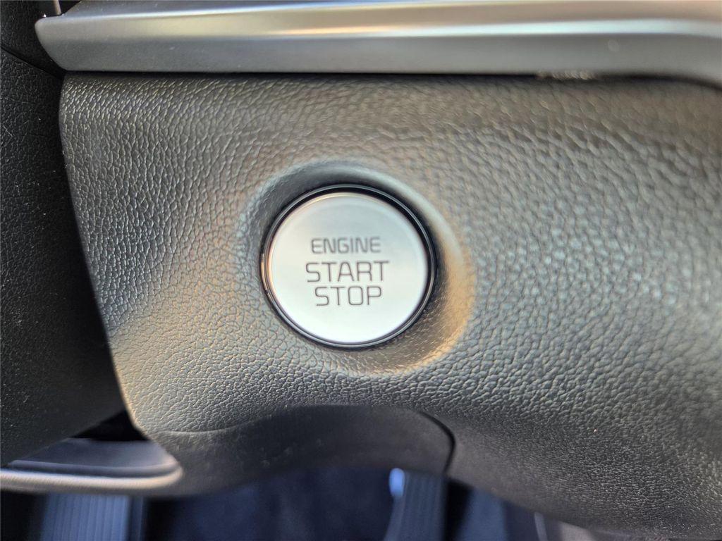 new 2026 Kia Sorento car, priced at $33,190