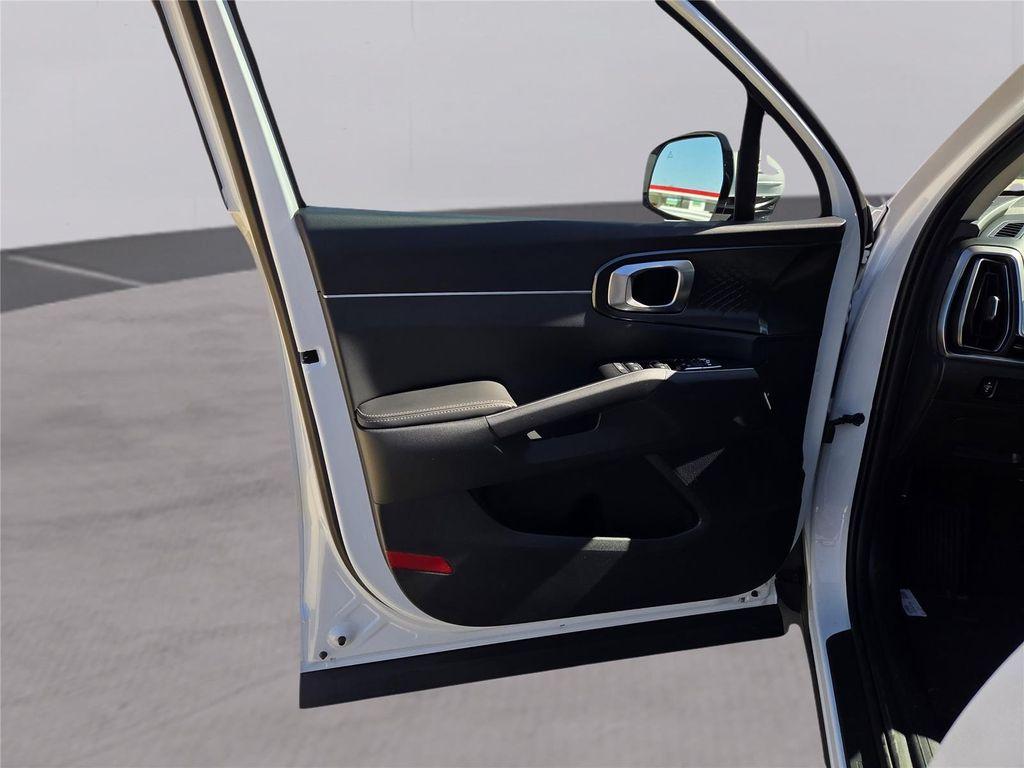 new 2026 Kia Sorento car, priced at $33,190