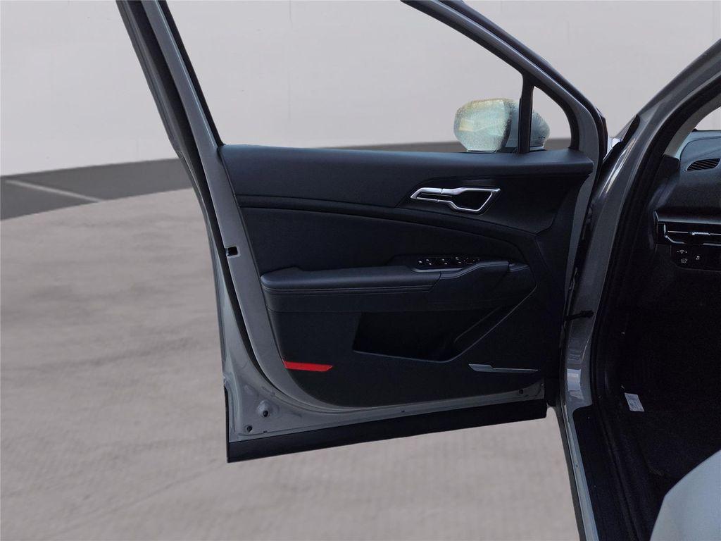 new 2026 Kia Sportage car, priced at $32,805