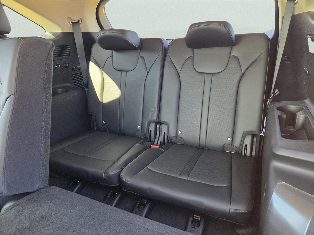 new 2026 Kia Sorento car, priced at $35,668