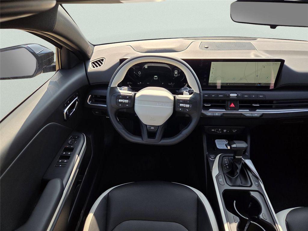 new 2025 Kia K4 car, priced at $27,253