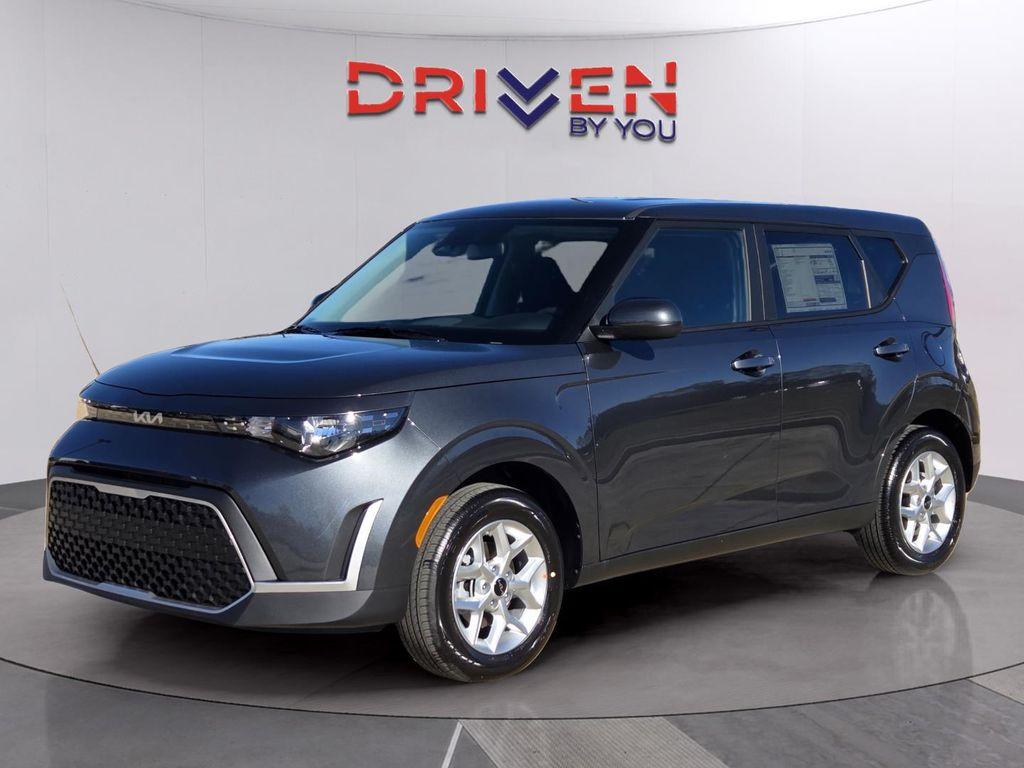 new 2025 Kia Soul car, priced at $22,625