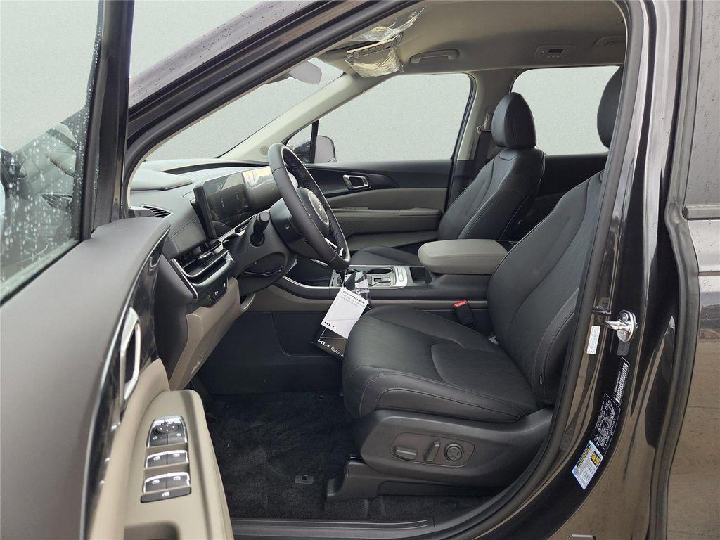 new 2026 Kia Carnival car, priced at $40,960