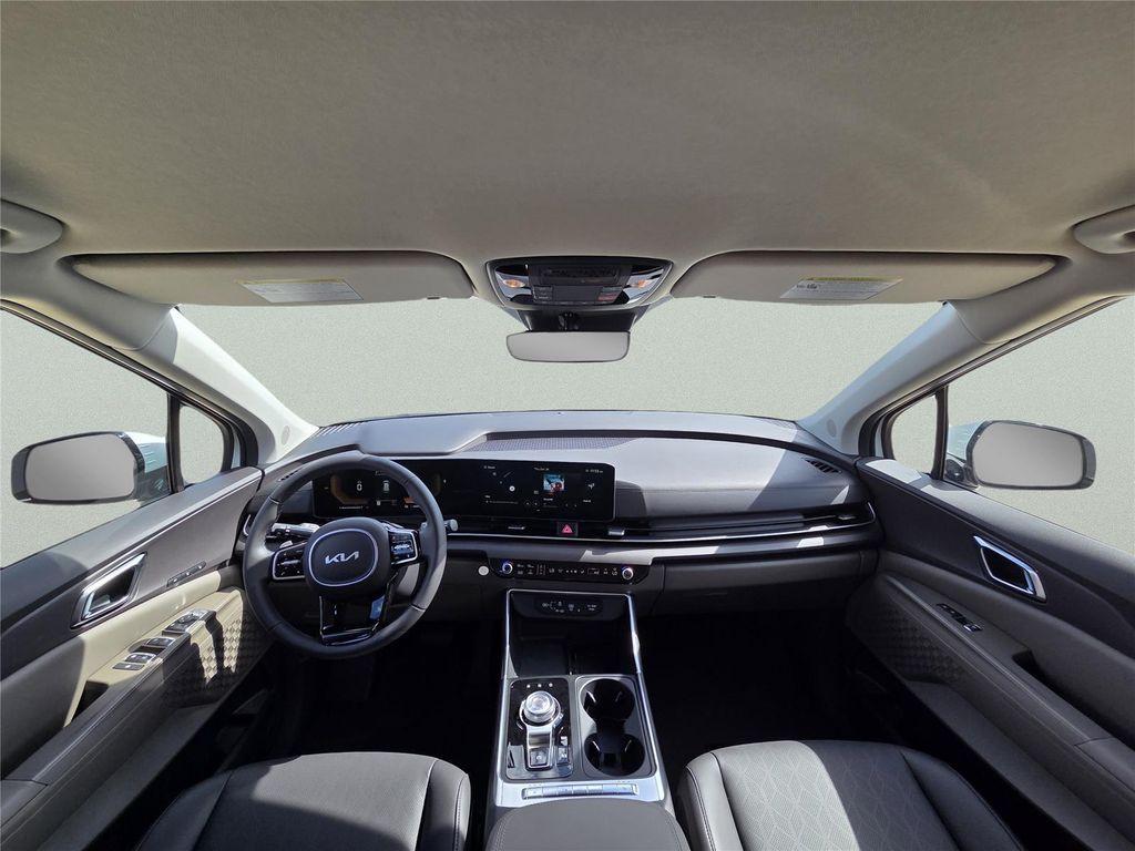 new 2025 Kia Carnival Hybrid car, priced at $40,923
