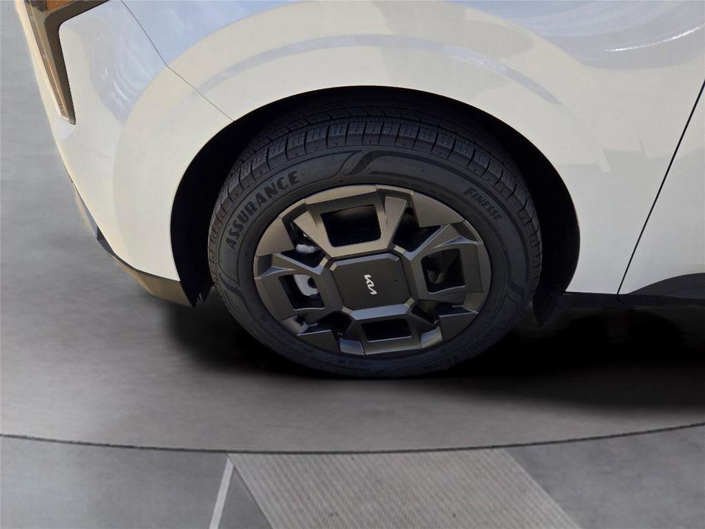 new 2025 Kia Carnival Hybrid car, priced at $40,923