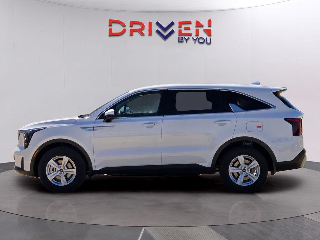 new 2026 Kia Sorento car, priced at $32,975