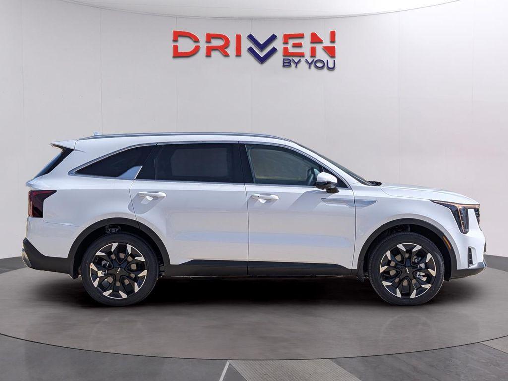 new 2026 Kia Sorento car, priced at $42,455