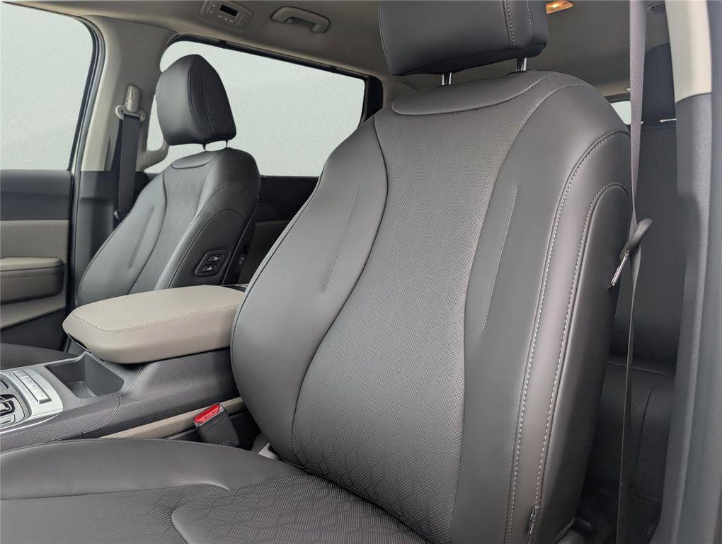 new 2026 Kia Carnival car, priced at $44,375