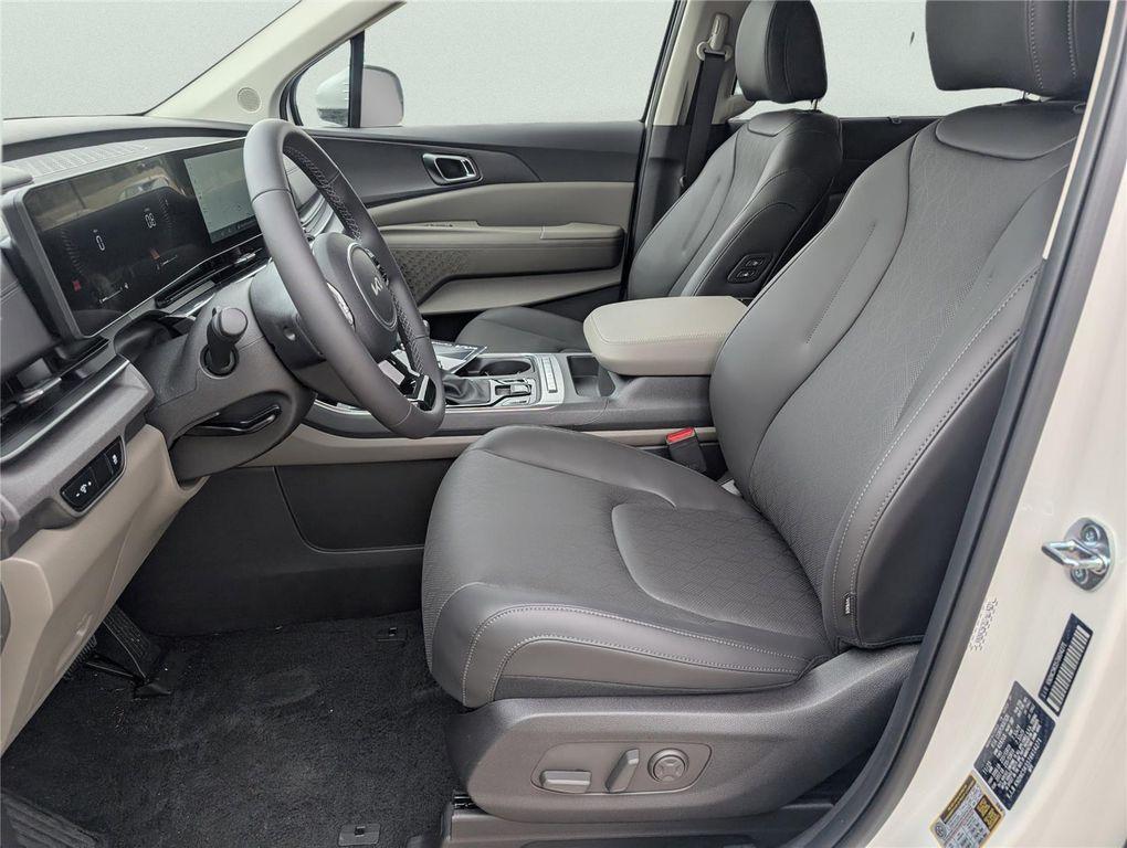 new 2026 Kia Carnival car, priced at $44,375