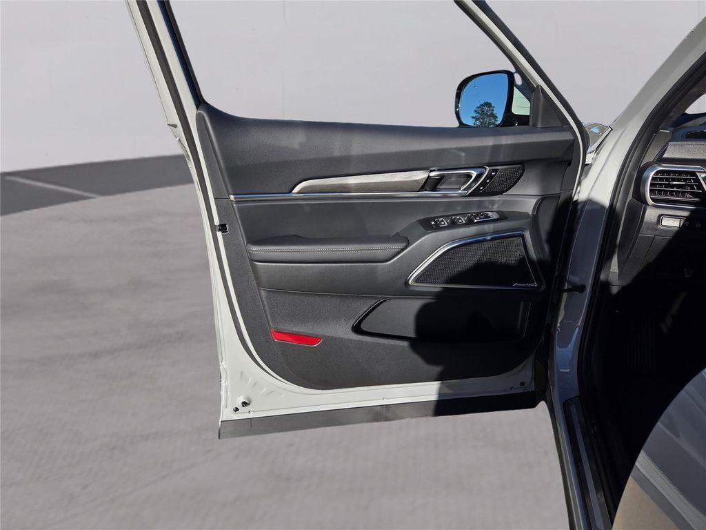 new 2025 Kia Telluride car, priced at $51,737
