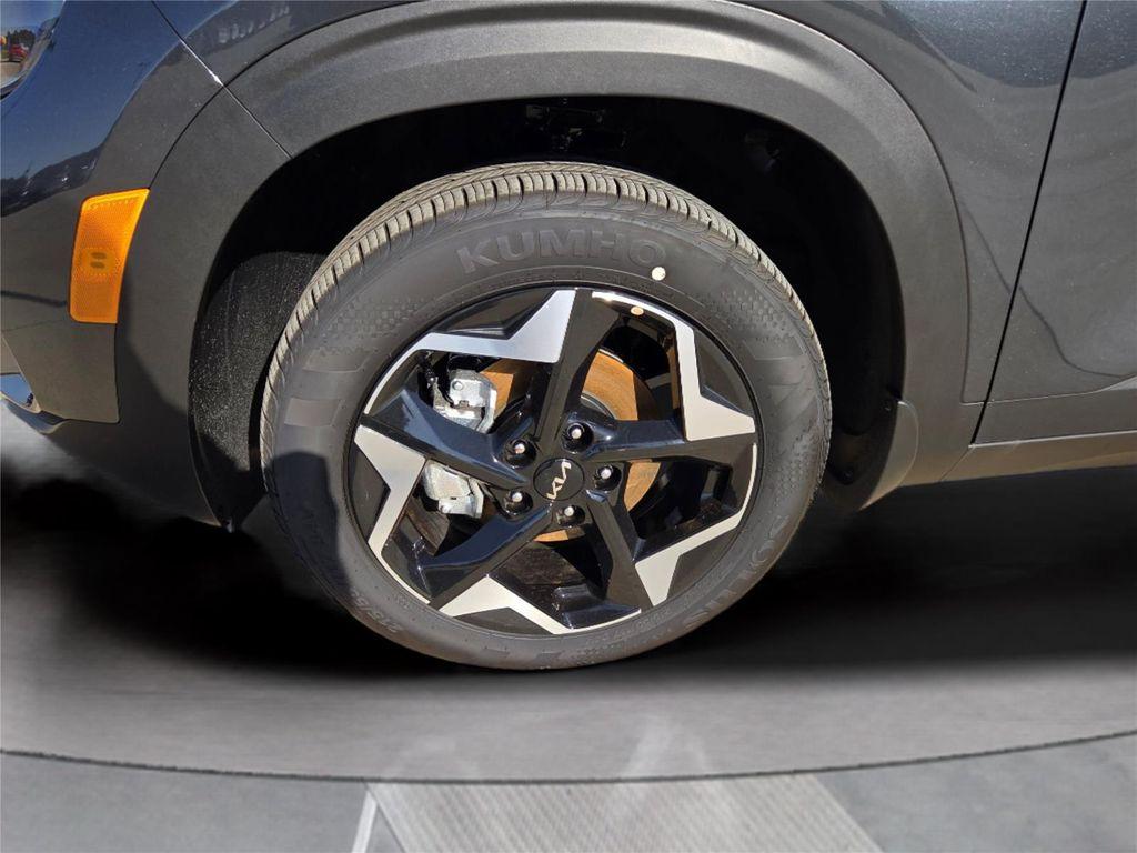 new 2026 Kia Seltos car, priced at $27,213