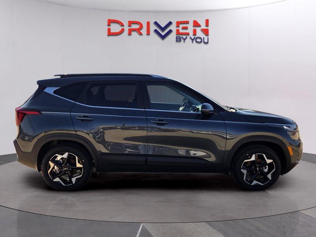 new 2026 Kia Seltos car, priced at $27,213