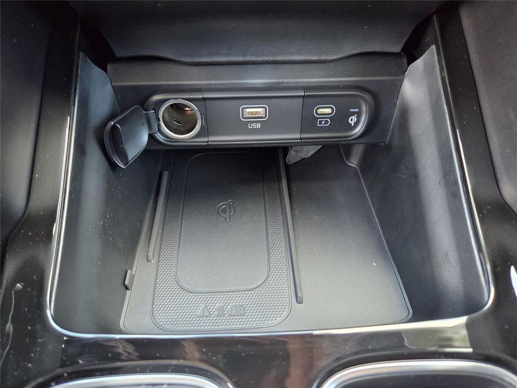 new 2025 Kia Telluride car, priced at $37,827