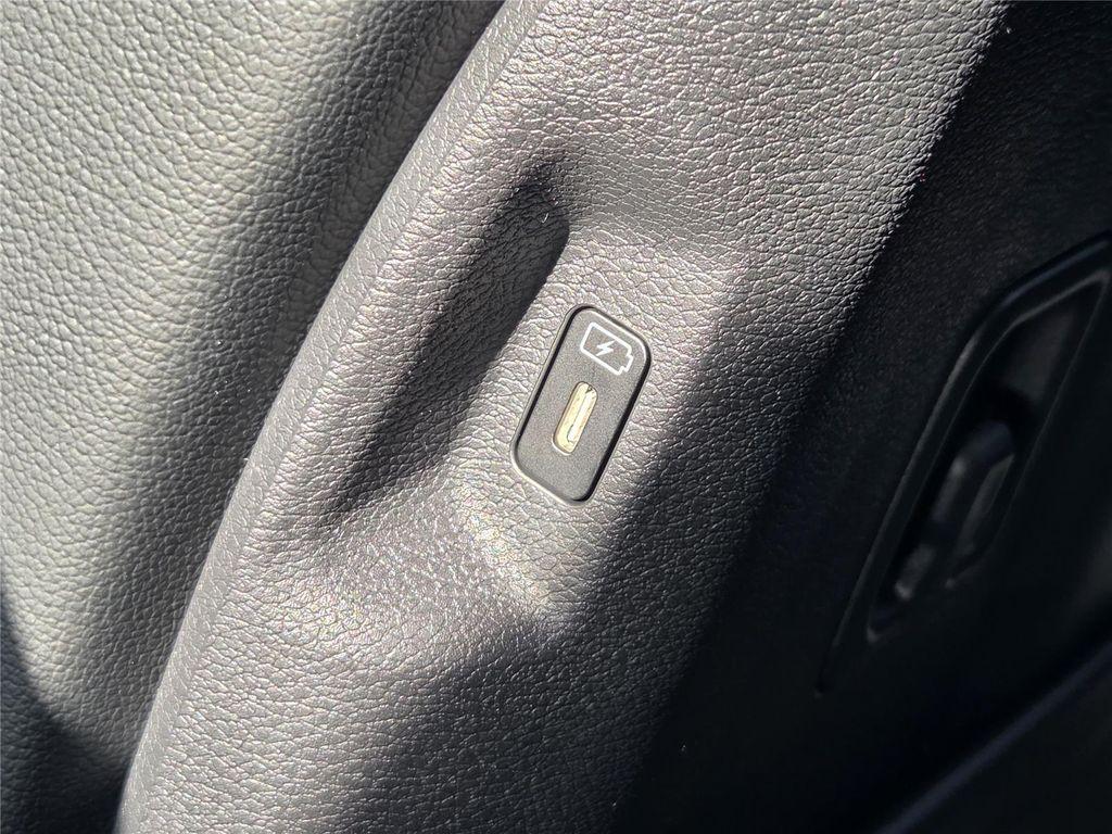 new 2026 Kia Sportage car, priced at $36,670