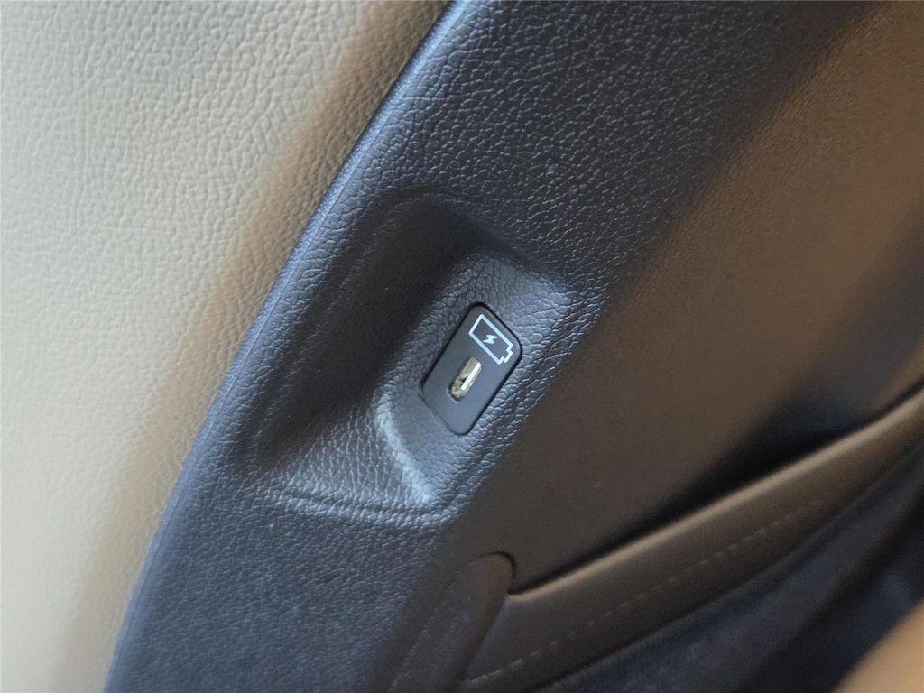 new 2025 Kia Sorento car, priced at $46,371