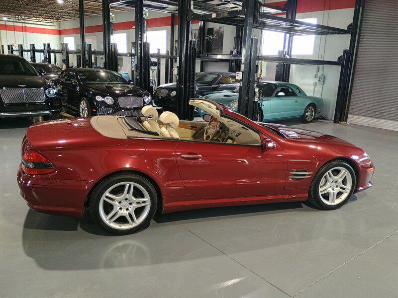 used 2008 Mercedes-Benz SL-Class car, priced at $24,900