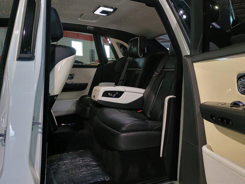 used 2019 Rolls-Royce Phantom car, priced at $299,900
