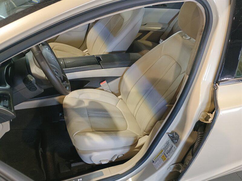 used 2016 Lincoln MKZ Hybrid car, priced at $15,900