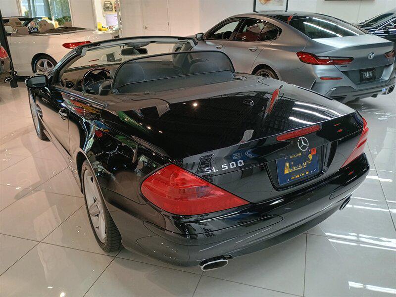 used 2006 Mercedes-Benz SL-Class car, priced at $30,900