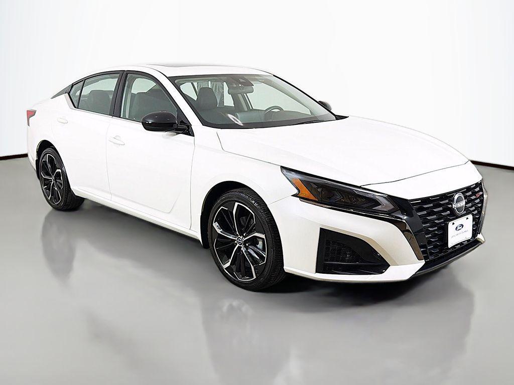 used 2023 Nissan Altima car, priced at $22,499