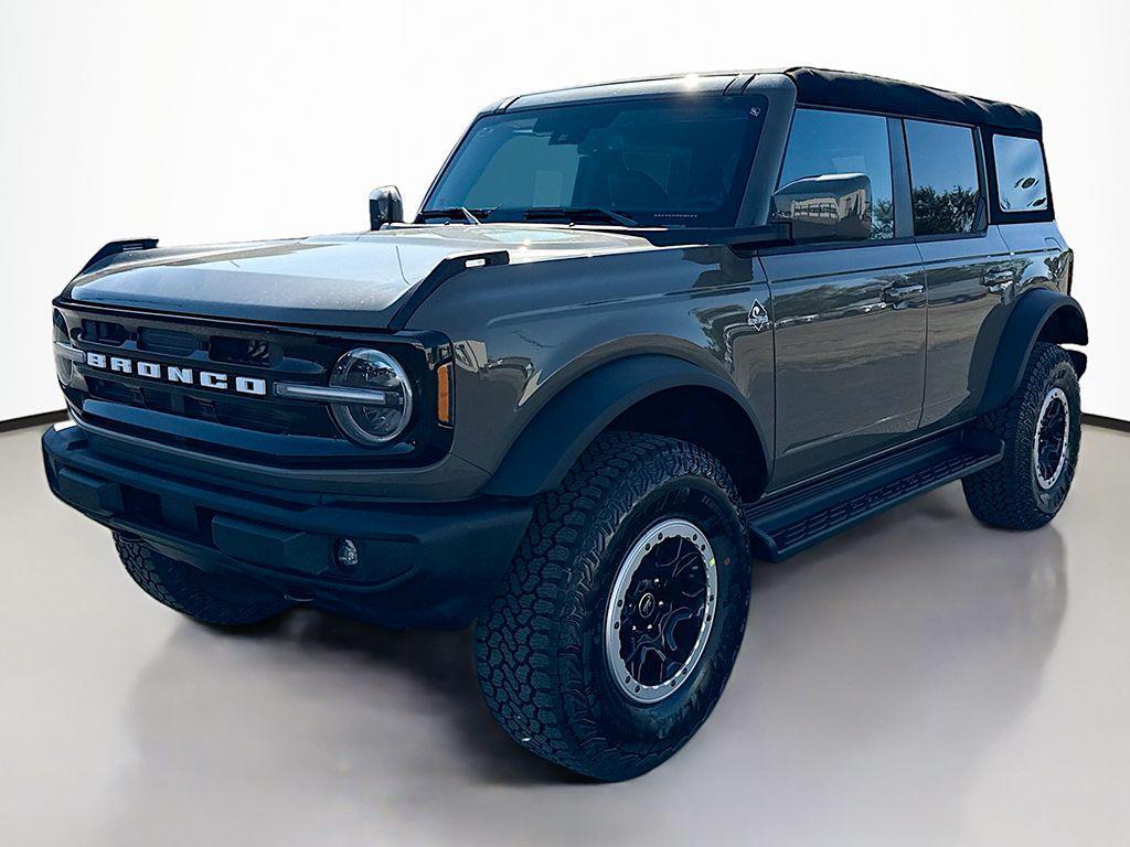 new 2025 Ford Bronco car, priced at $51,872