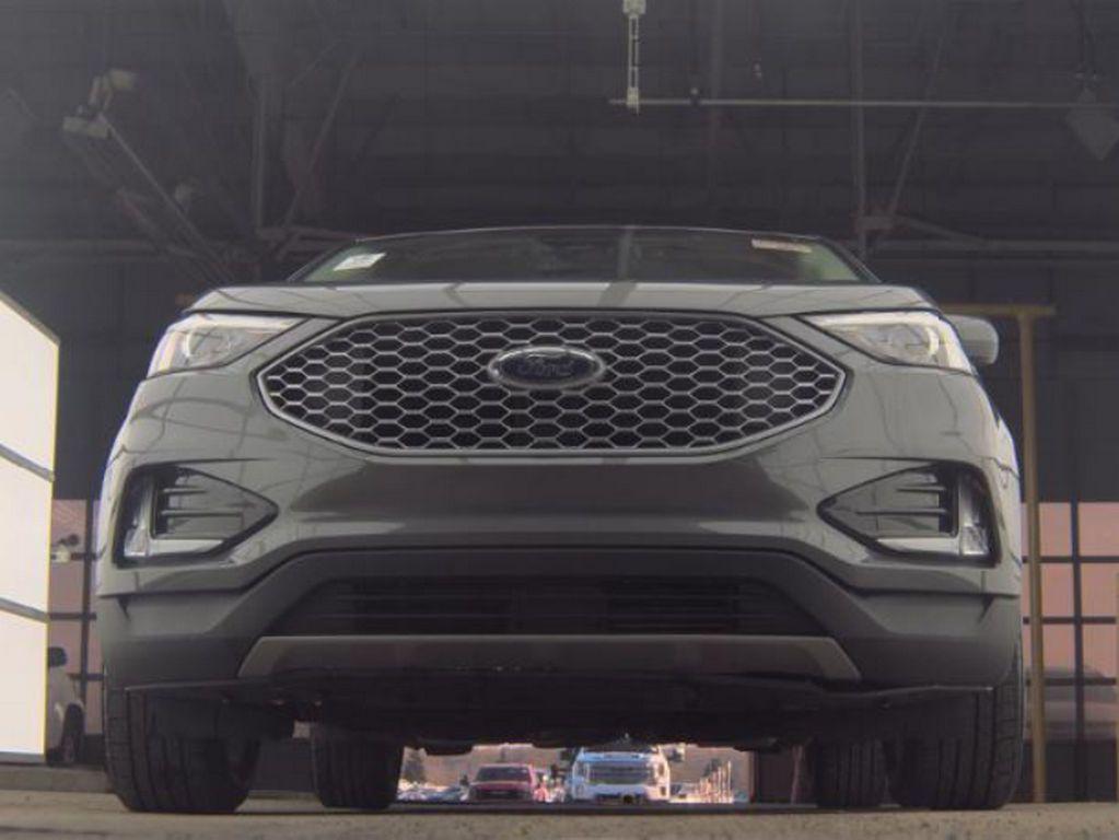 used 2023 Ford Edge car, priced at $24,999