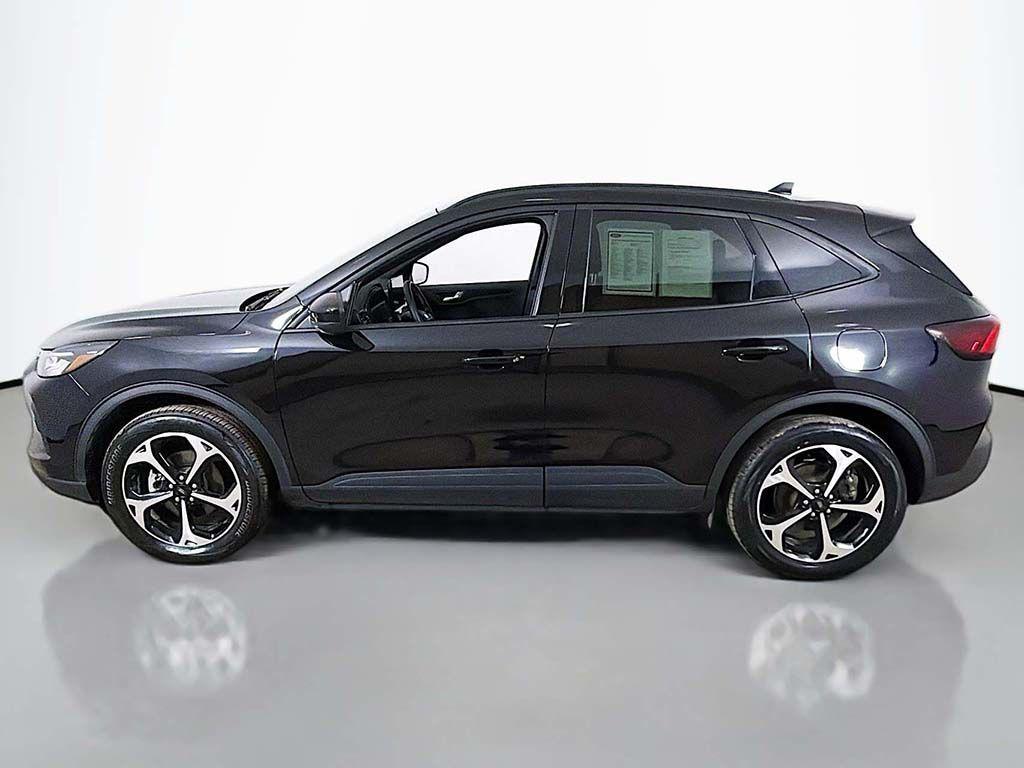 used 2025 Ford Escape car, priced at $25,199