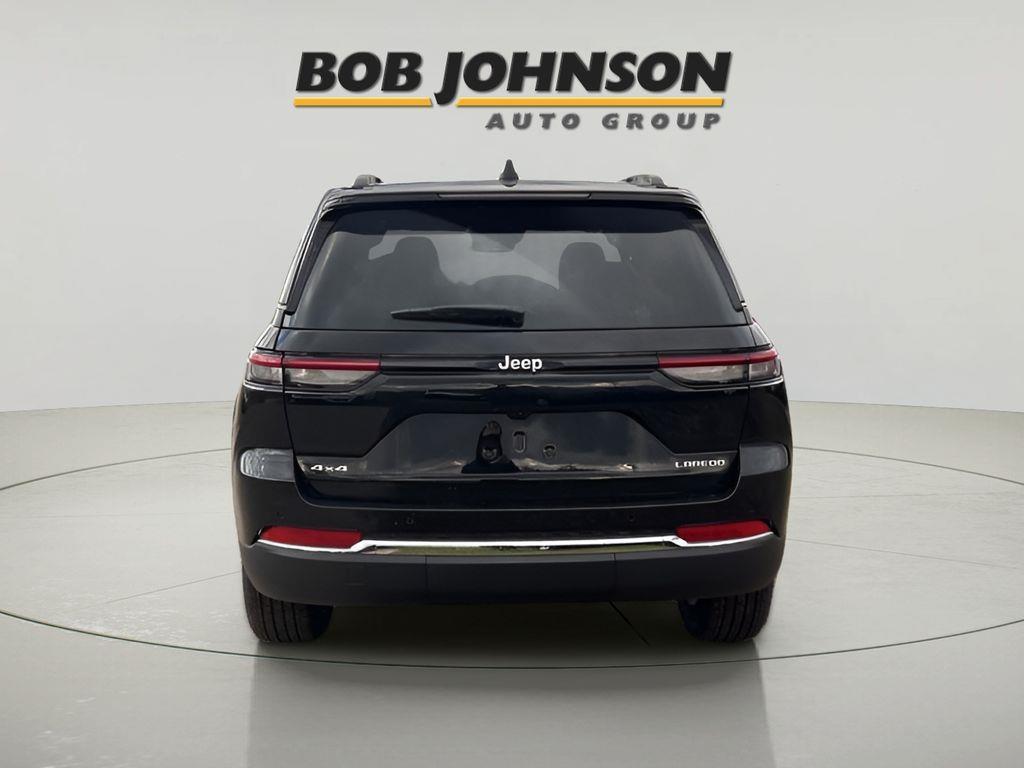 new 2025 Jeep Grand Cherokee car, priced at $39,925